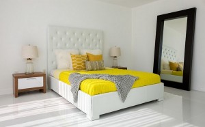 contemporary-white-bedroom-contains-yellow-bed-sheets-and-contemporary-tube-table-lamp-design-ideas